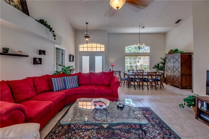 5244 Willow Ct, Cape Coral, Florida 33904