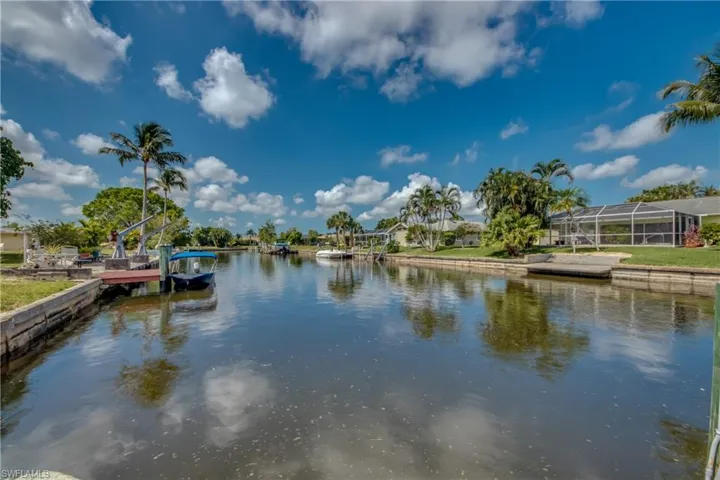 5244 Willow Ct, Cape Coral, Florida 33904