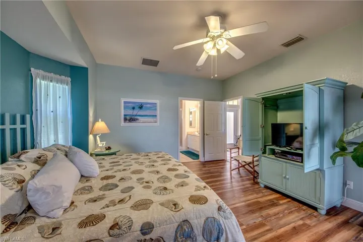 5244 Willow Ct, Cape Coral, Florida 33904