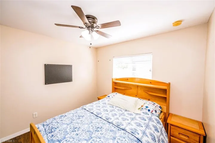 Bedroom with ceiling fan