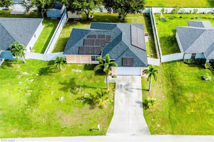 Aerial view of property and surrounding area