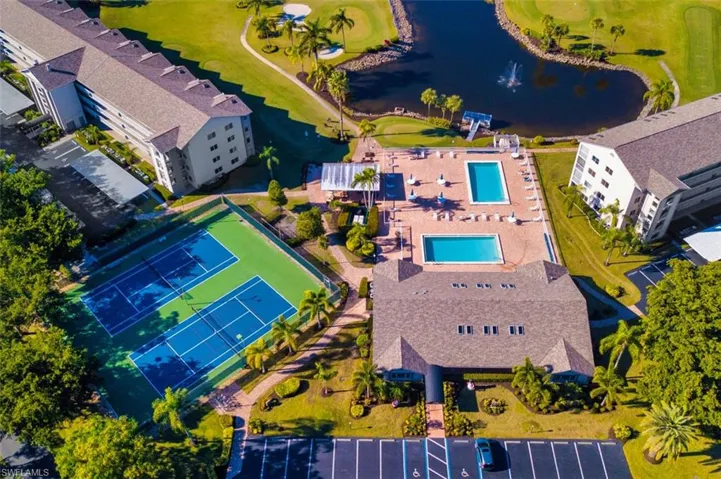 Aerial view of a golf club and a large body of water