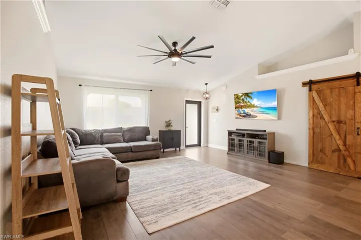 1710 Sw 23rd Ct, Cape Coral, Florida 33991
