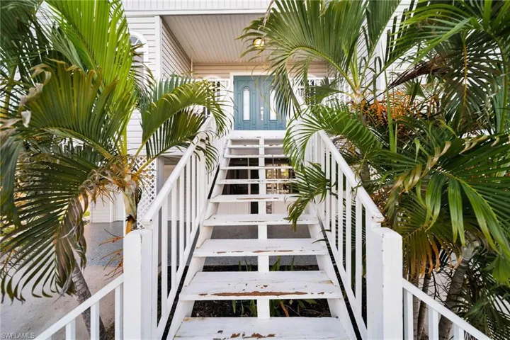261 Egret St, Fort Myers Beach, Florida 33931