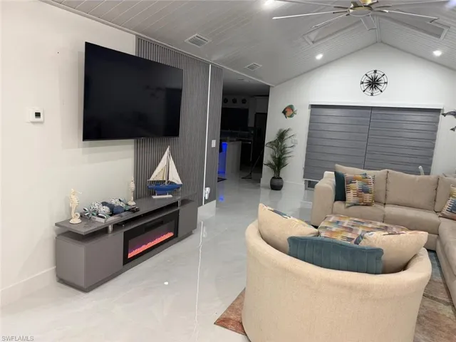 261 Egret St, Fort Myers Beach, Florida 33931
