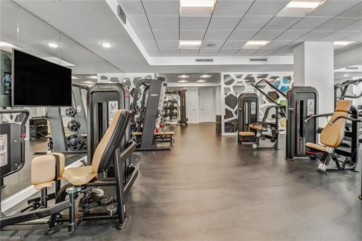 FITNESS CENTER