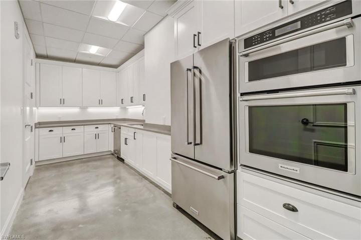 CLUB ROOM KITCHEN
