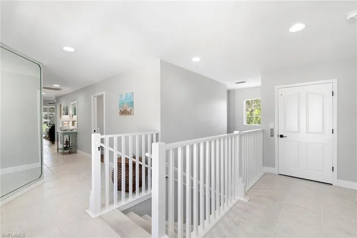8320  Mystic Greens  WAY, Naples, FL 34113