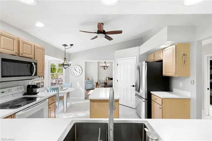 8320  Mystic Greens  WAY, Naples, FL 34113