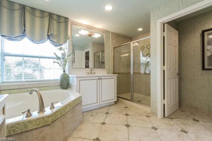 10305 Longleaf Pine Ct, Fort Myers, Florida 33913