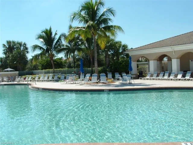 7609  Rozzini  LN, Naples, FL 34114