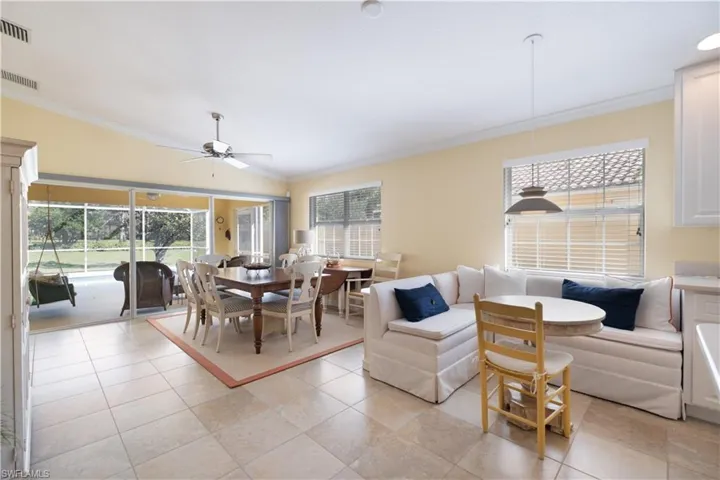 7609  Rozzini  LN, Naples, FL 34114