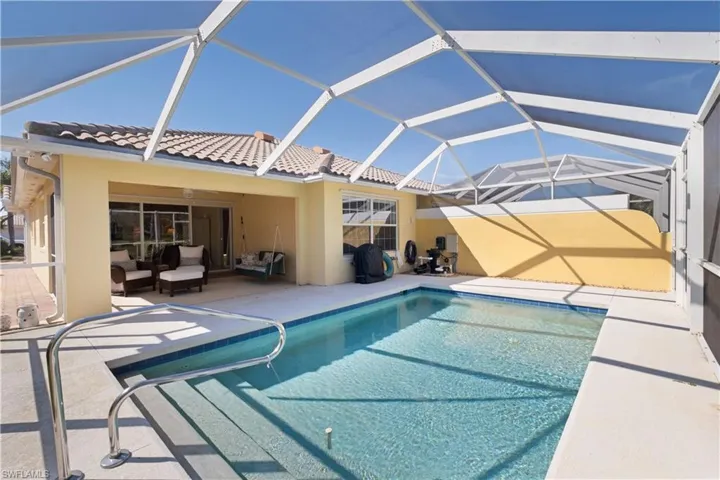 7609  Rozzini  LN, Naples, FL 34114