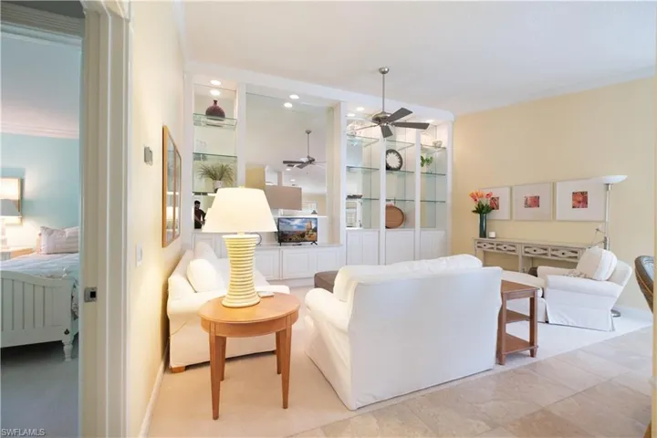 7609  Rozzini  LN, Naples, FL 34114