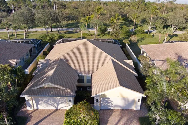7609  Rozzini  LN, Naples, FL 34114