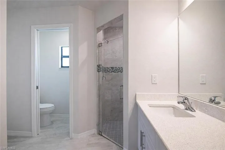 3594 Ne 9th Pl, Cape Coral, Florida 33909
