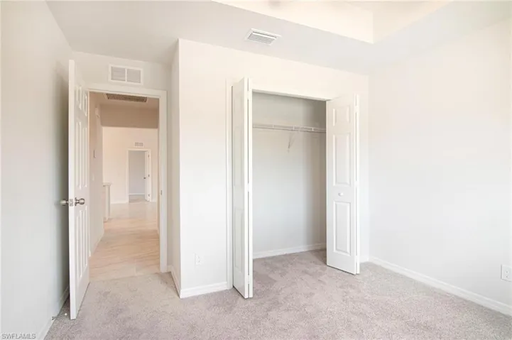 3594 Ne 9th Pl, Cape Coral, Florida 33909