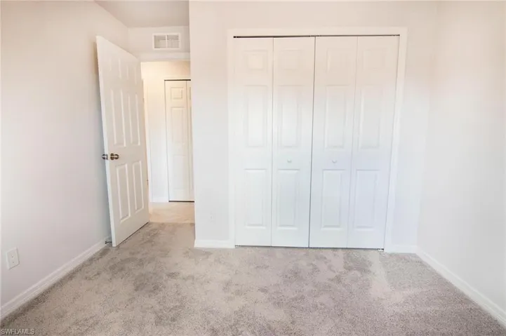 3594 Ne 9th Pl, Cape Coral, Florida 33909
