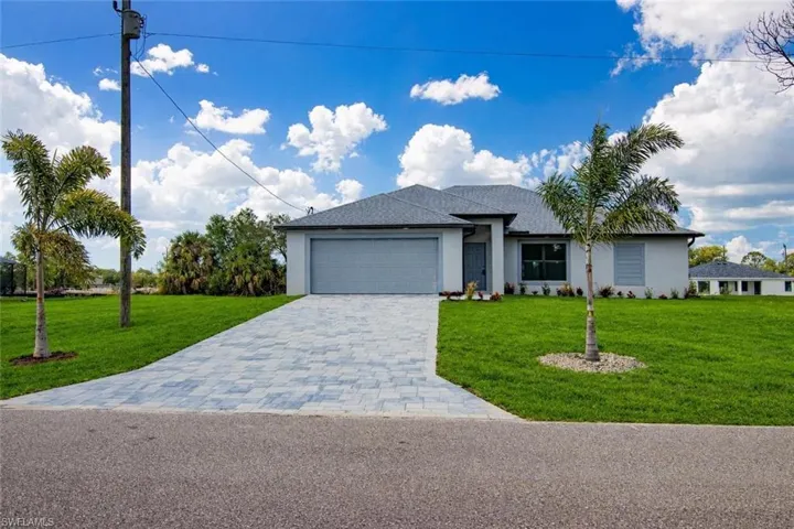 3594 Ne 9th Pl, Cape Coral, Florida 33909