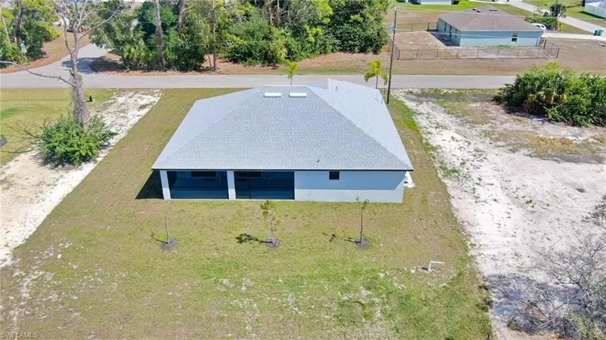 3594 Ne 9th Pl, Cape Coral, Florida 33909