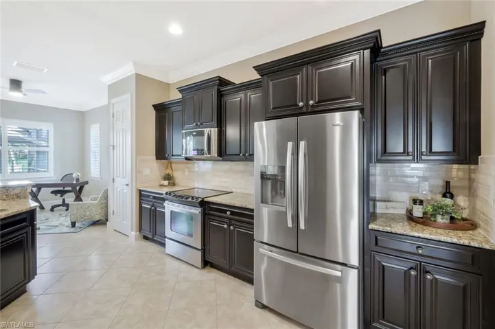 12120  Corcoran  PL, Fort Myers, FL 33913