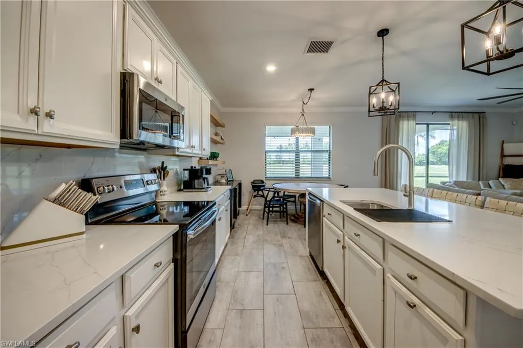 11592 Shady Blossom DR, Fort Myers, FL 33913,225061512