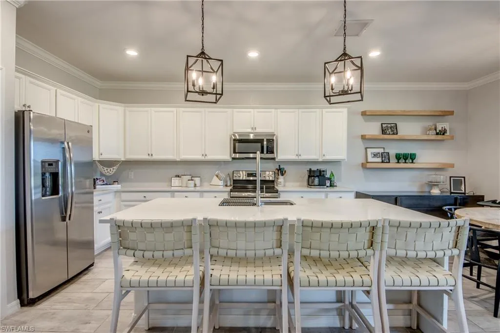 11592 Shady Blossom DR, Fort Myers, FL 33913,225061512