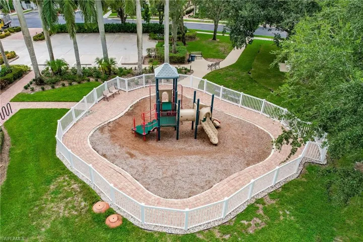 28731  Alessandria  CIR, Bonita Springs, FL 34135