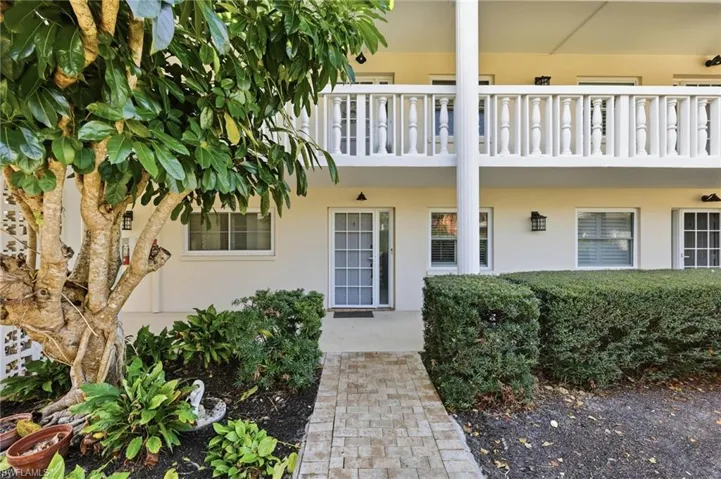 4022  Belair  LN, Naples, FL 34103