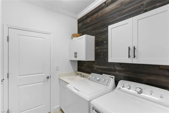 18307 Parksville Dr, Estero, Florida 33928