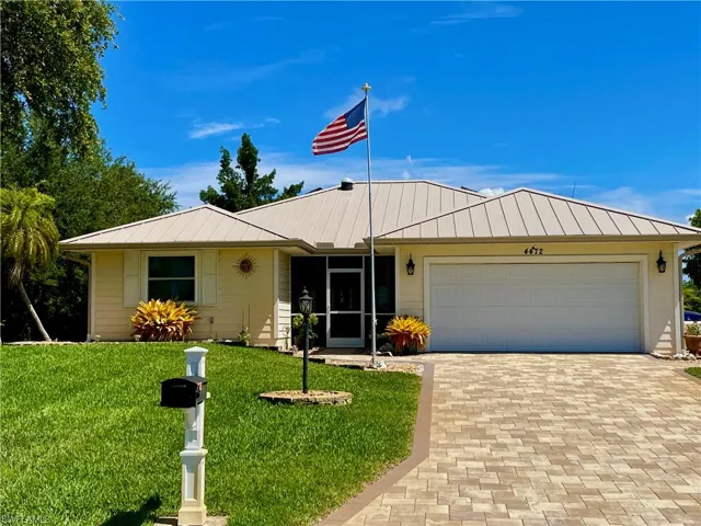 4472 Lake Heather Cir, St. James City, Florida 33956