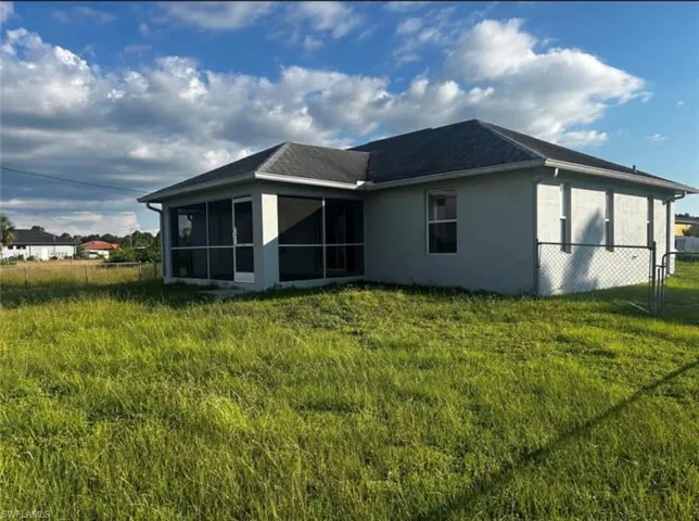 2916 7th St Sw, Lehigh Acres, Florida 33976