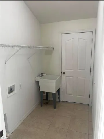 2916 7th St Sw, Lehigh Acres, Florida 33976
