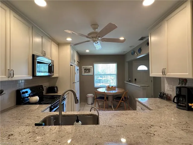 5739 Whitaker Rd A202, Naples, Florida 34112