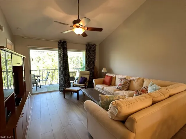 5739 Whitaker Rd A202, Naples, Florida 34112