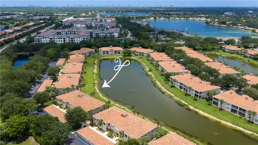 Lakefront Living