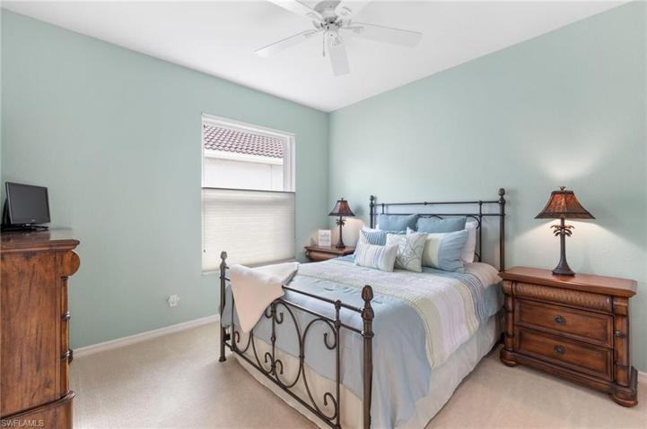 Guest bedroom #1