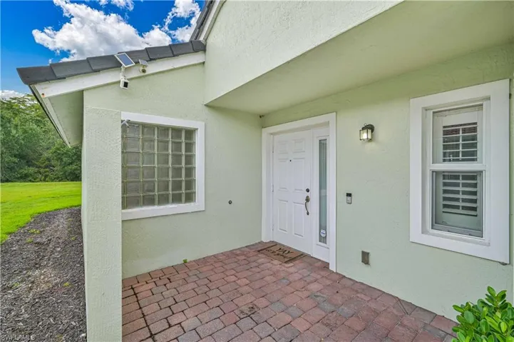 15139 Ligustrum Ln, Alva, Florida 33920