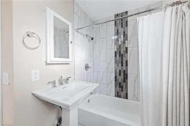 Main bathroom