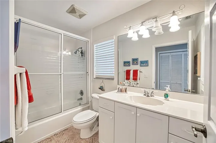Guest-Bath