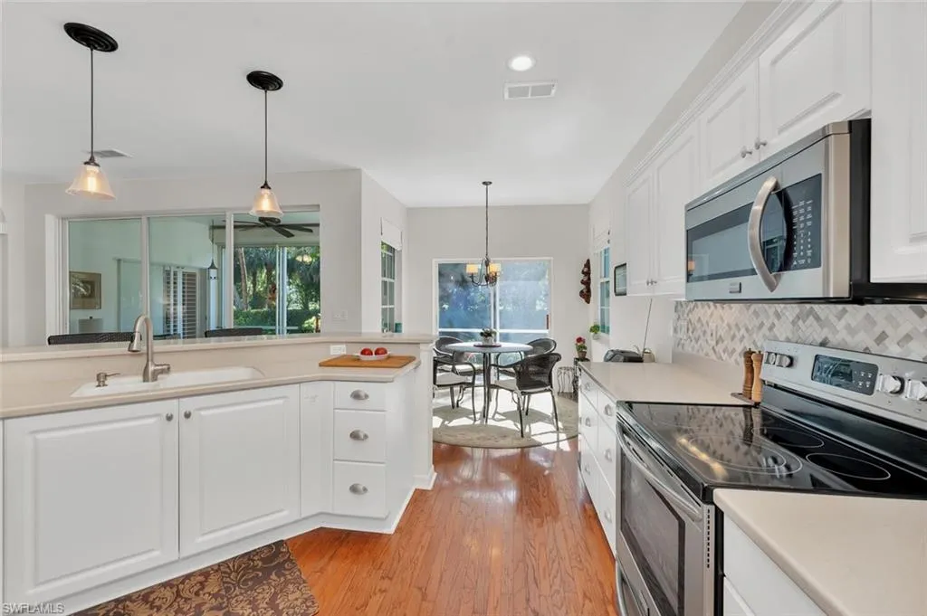 2165 Hawksridge DR, Naples, FL 34105,224103841