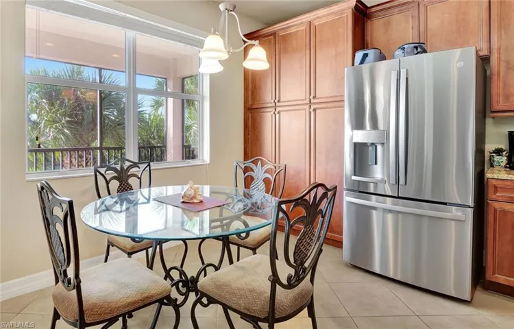 6548 Monterey Pt 204, Naples, Florida 34105