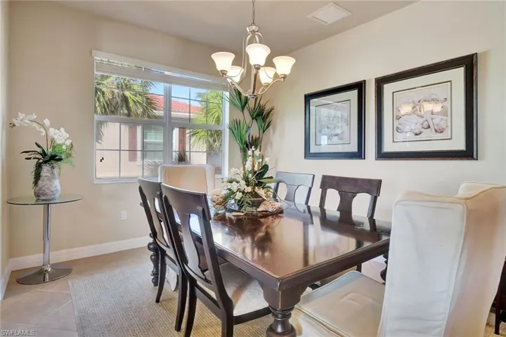 6548 Monterey Pt 204, Naples, Florida 34105