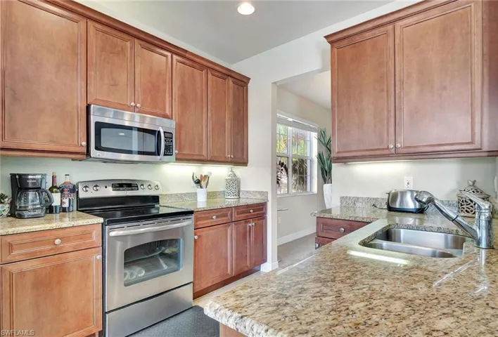 6548 Monterey Pt 204, Naples, Florida 34105