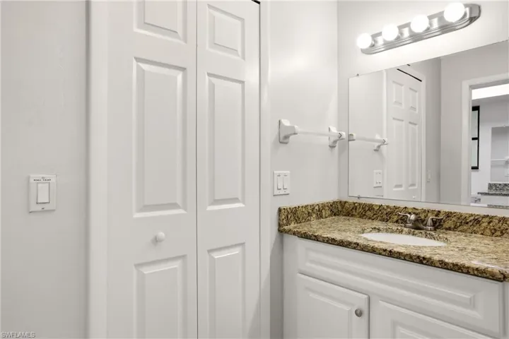 8486 Garden Rd, Fort Myers, Florida 33967