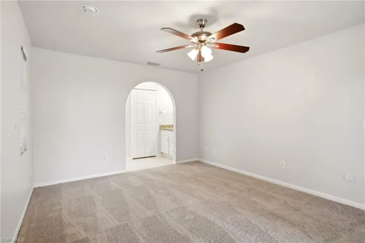 8486 Garden Rd, Fort Myers, Florida 33967