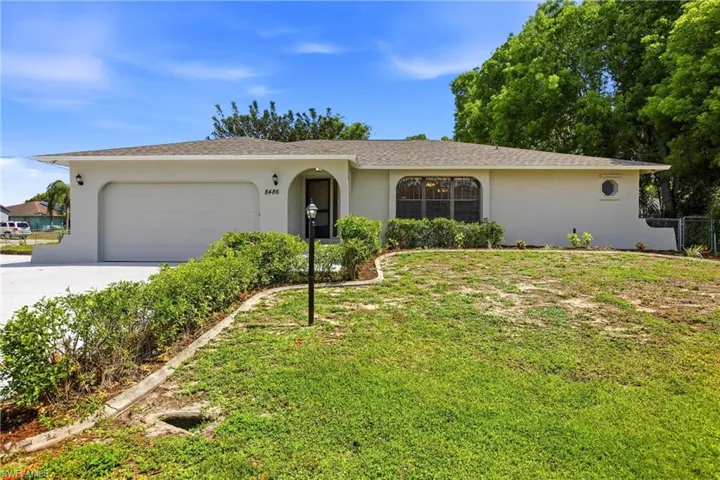 8486 Garden Rd, Fort Myers, Florida 33967