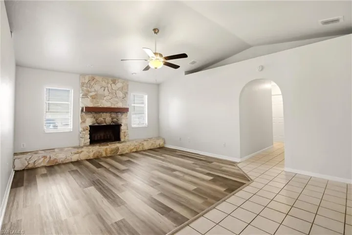 8486 Garden Rd, Fort Myers, Florida 33967