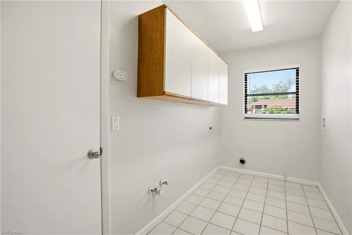8486 Garden Rd, Fort Myers, Florida 33967