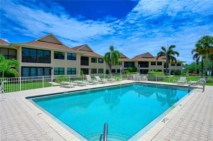 1100  9th S ST, Naples, FL 34102